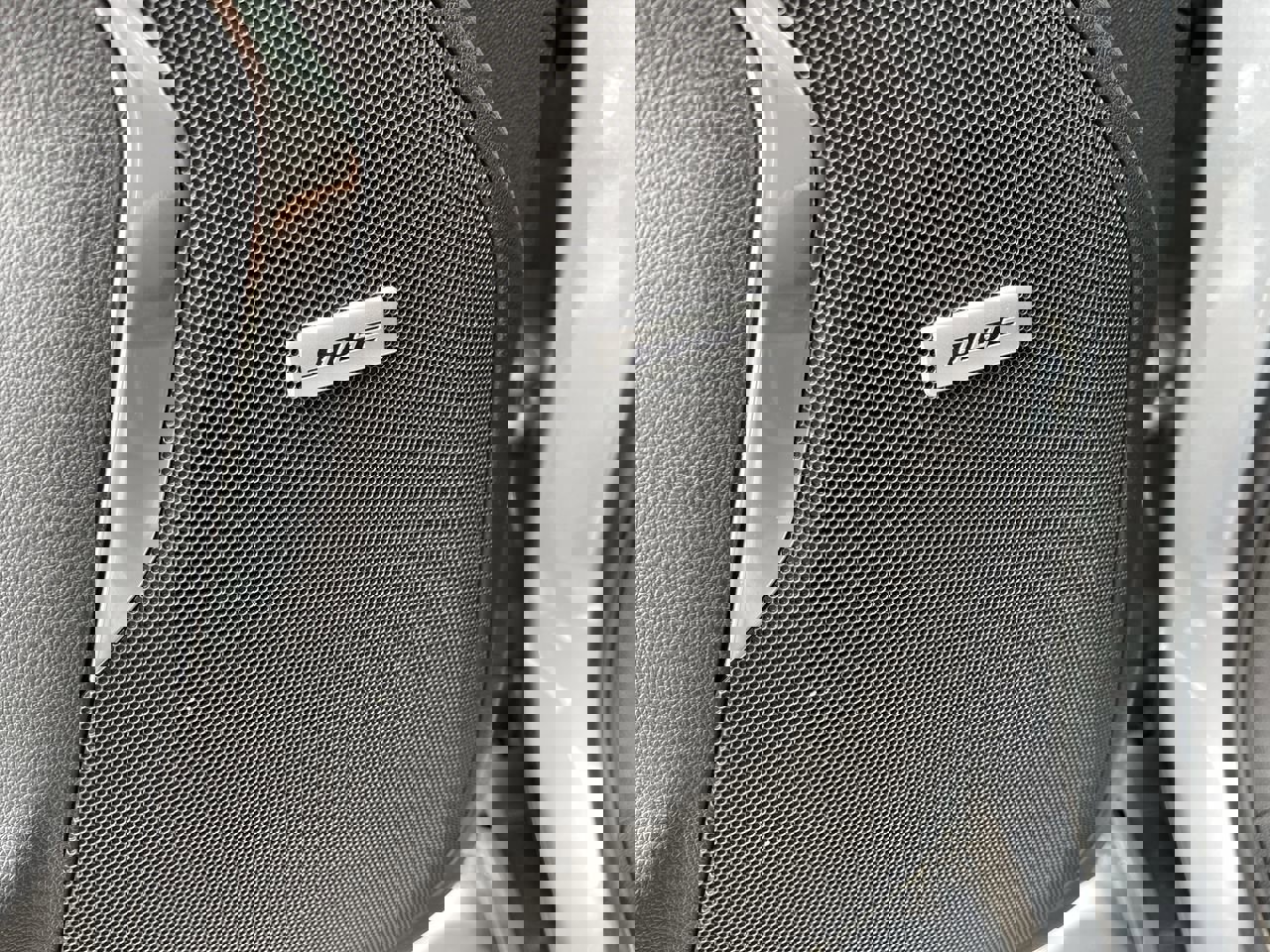 Used 2024 Chevrolet Suburban Z71 w/ Luxury Package image 25