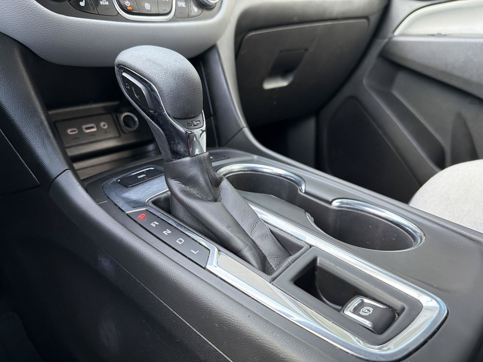 Used 2023 Chevrolet Equinox LT AWD/4WD image 31