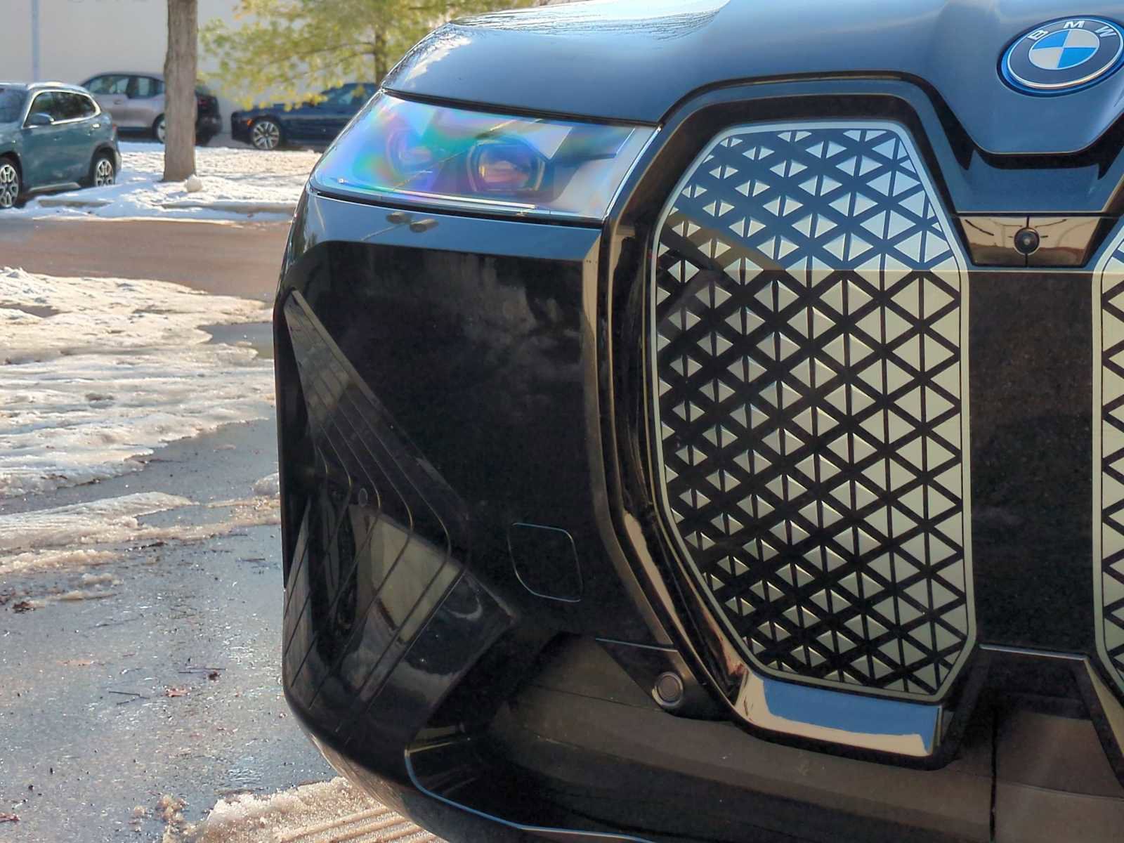 New 2025 BMW iX xDrive50 image 11