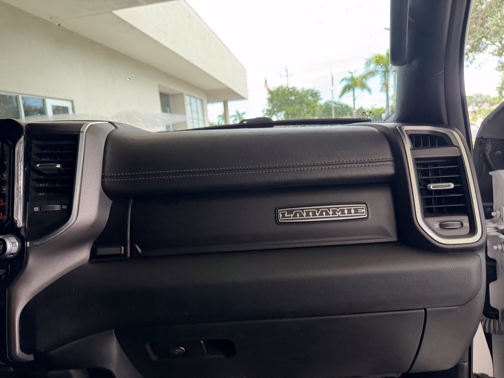 Used 2023 RAM 1500 Laramie AWD/4WD image 32