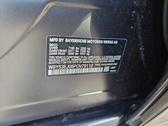Certified 2023 BMW i7 xDrive60 AWD/4WD image 24