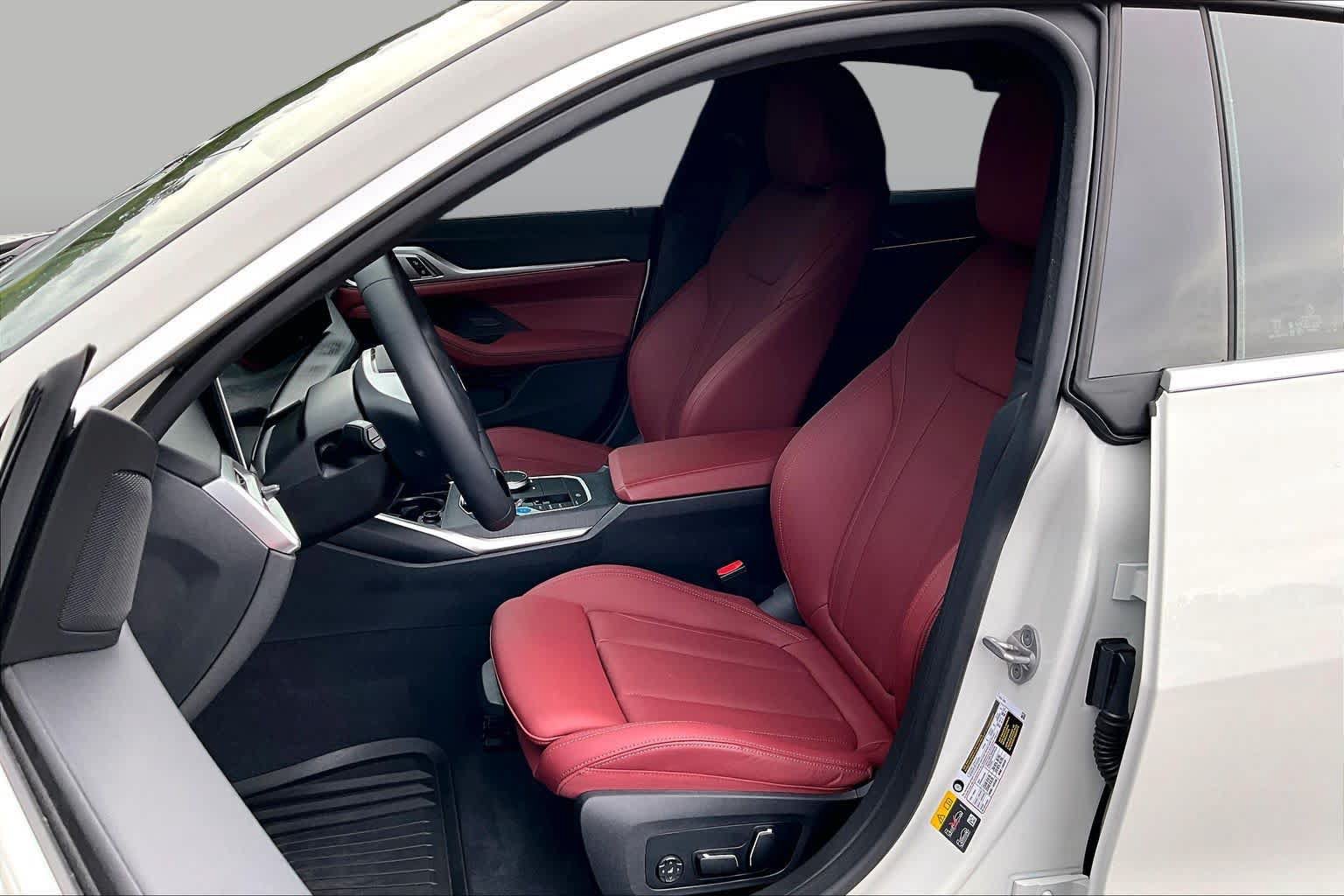Used 2025 BMW i4 eDrive40 RWD image 7