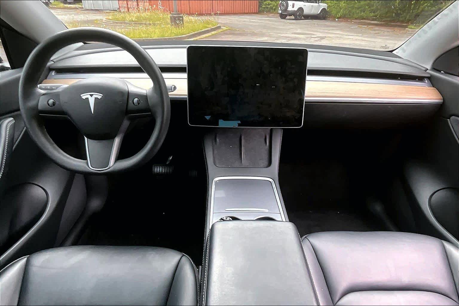 Used 2022 Tesla Model Y Long Range AWD/4WD image 15