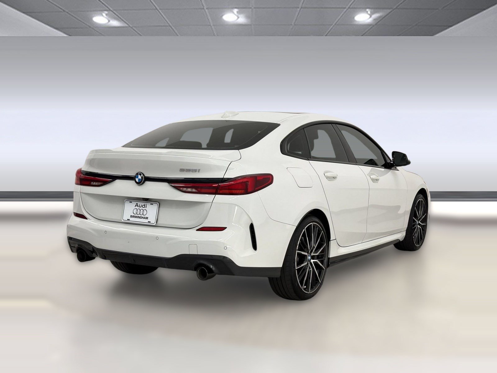 Used 2022 BMW 228i Gran Coupe w/ M Sport Package FWD image 9