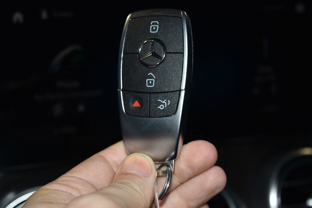 Certified 2022 Mercedes-Benz GLC 300 4MATIC image 15