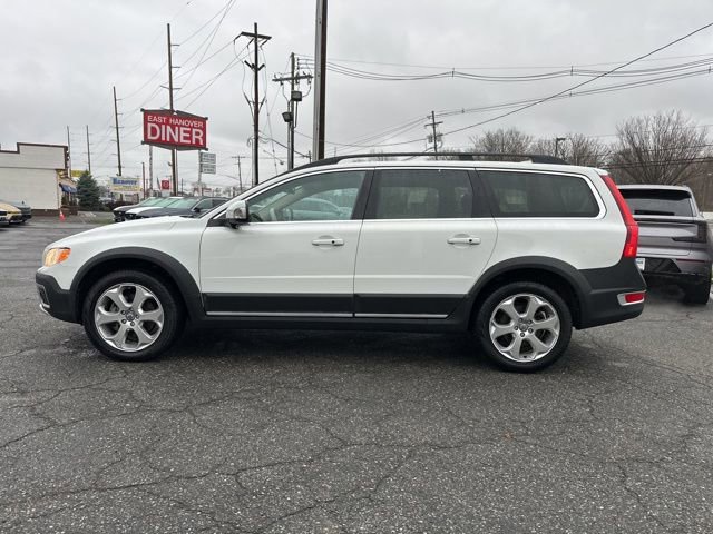 Used 2010 Volvo XC70 T6 image 4