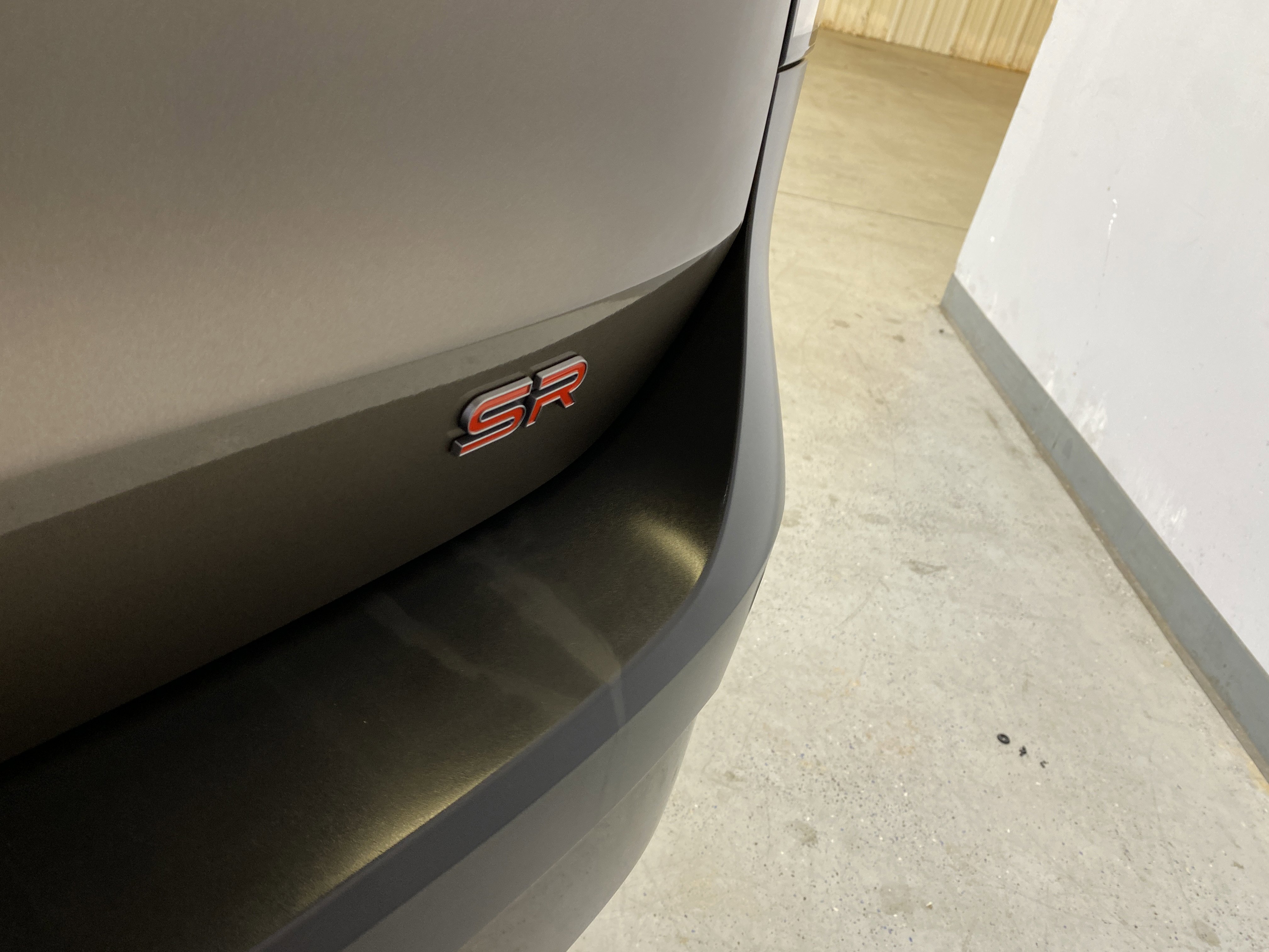 Used 2025 Nissan Kicks SR image 18