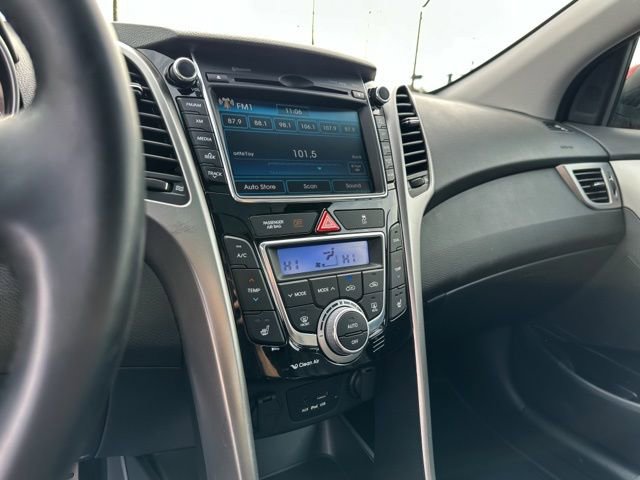 Used 2013 Hyundai Elantra GT w/ Style Pkg image 17