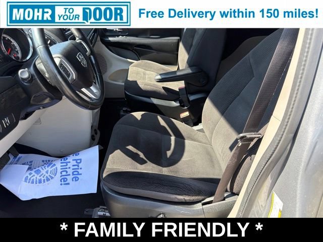 Used 2018 Dodge Grand Caravan SE w/ UConnect Hands-Free Group FWD image 14