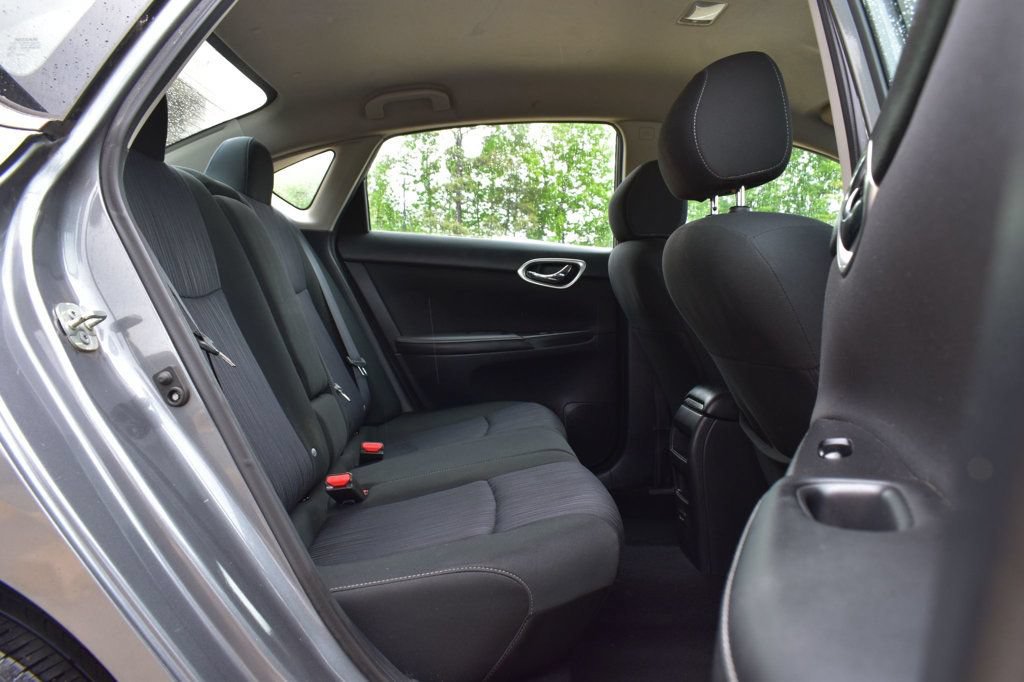 Used 2019 Nissan Sentra SV FWD image 16