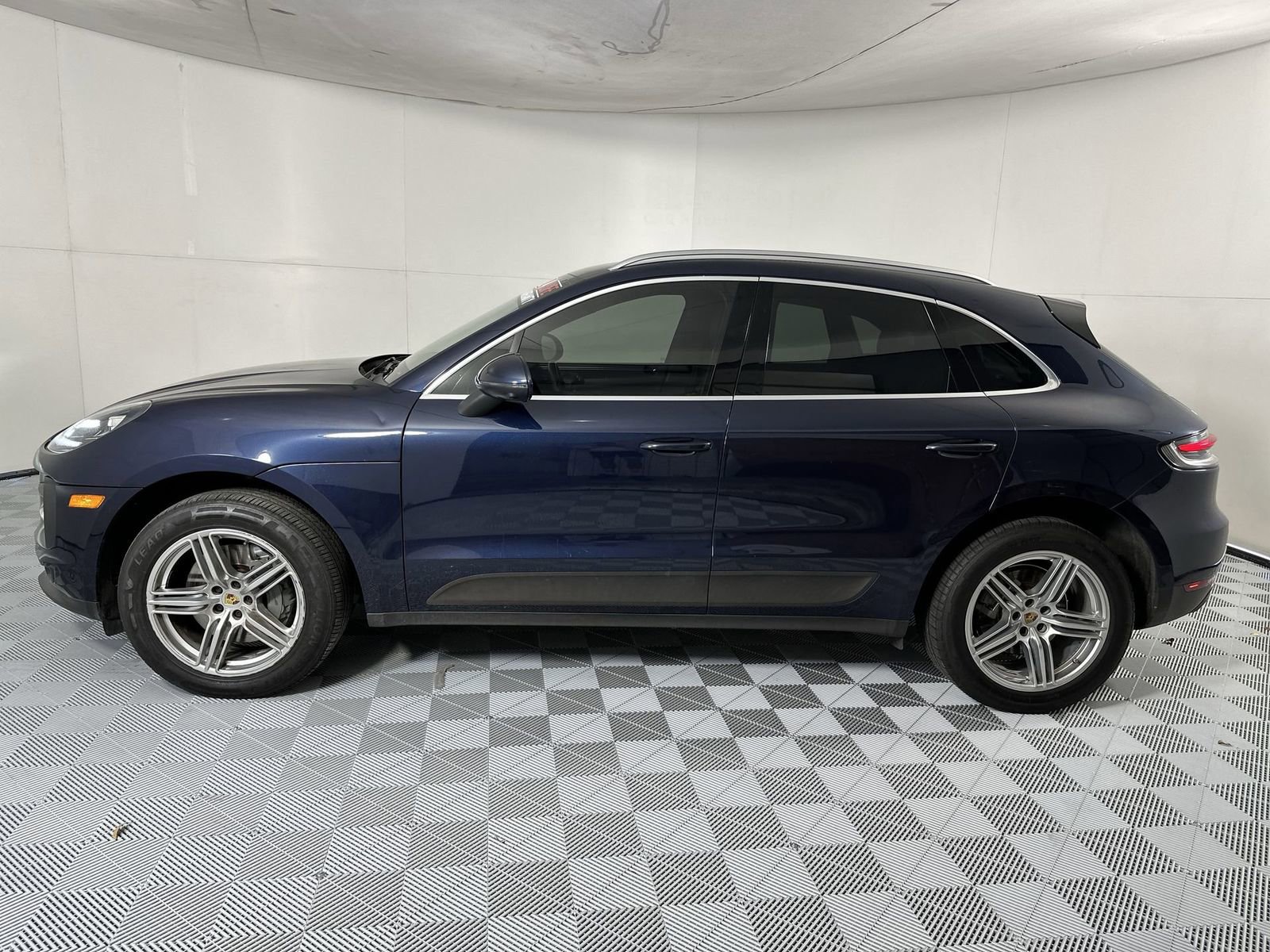 Used 2019 Porsche Macan S AWD/4WD image 5