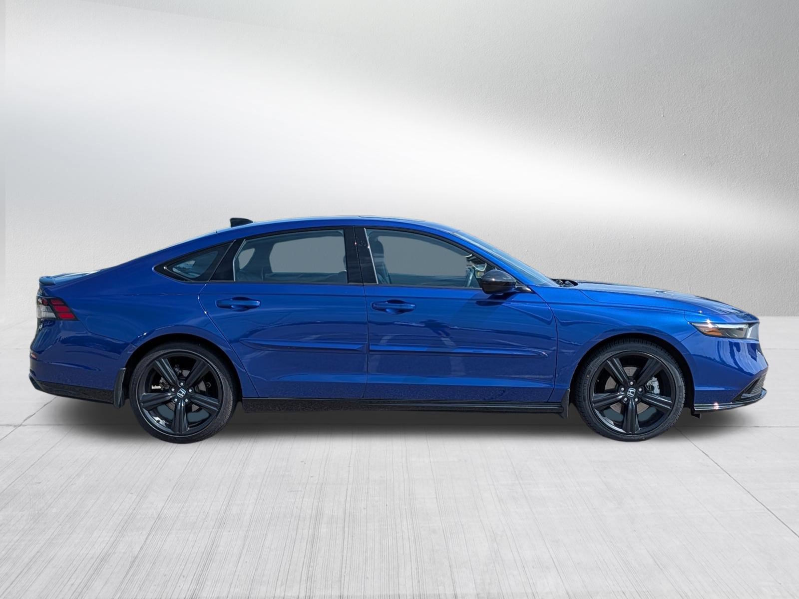 Used 2024 Honda Accord Sport image 8