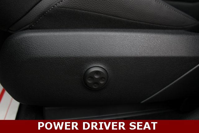 New 2025 Mercedes-Benz GLC 300 4MATIC image 12