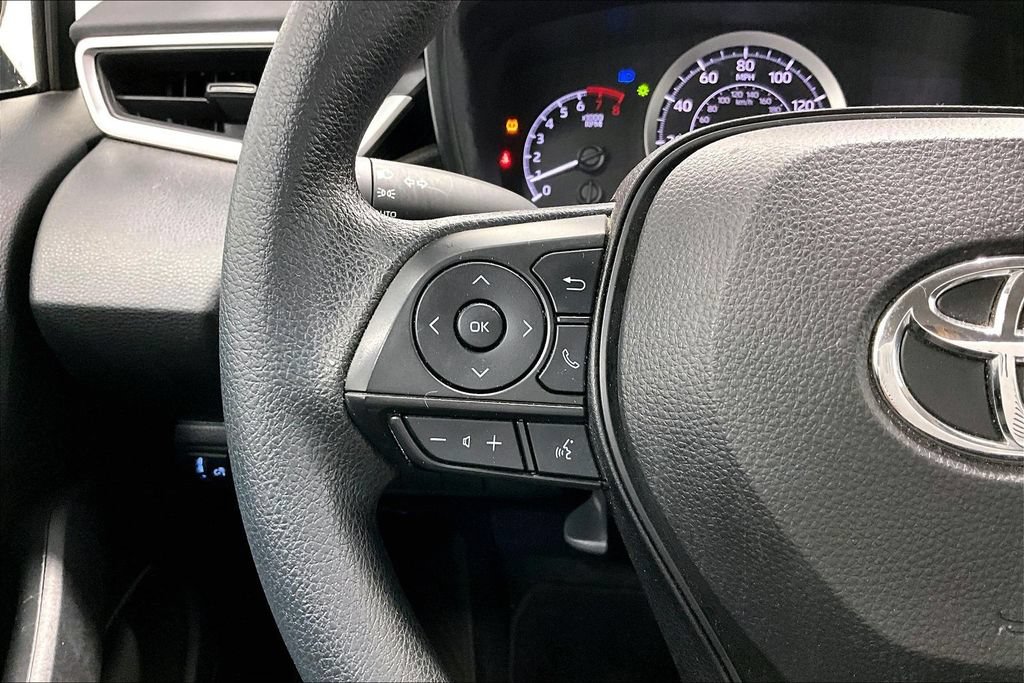Used 2022 Toyota Corolla LE FWD image 23