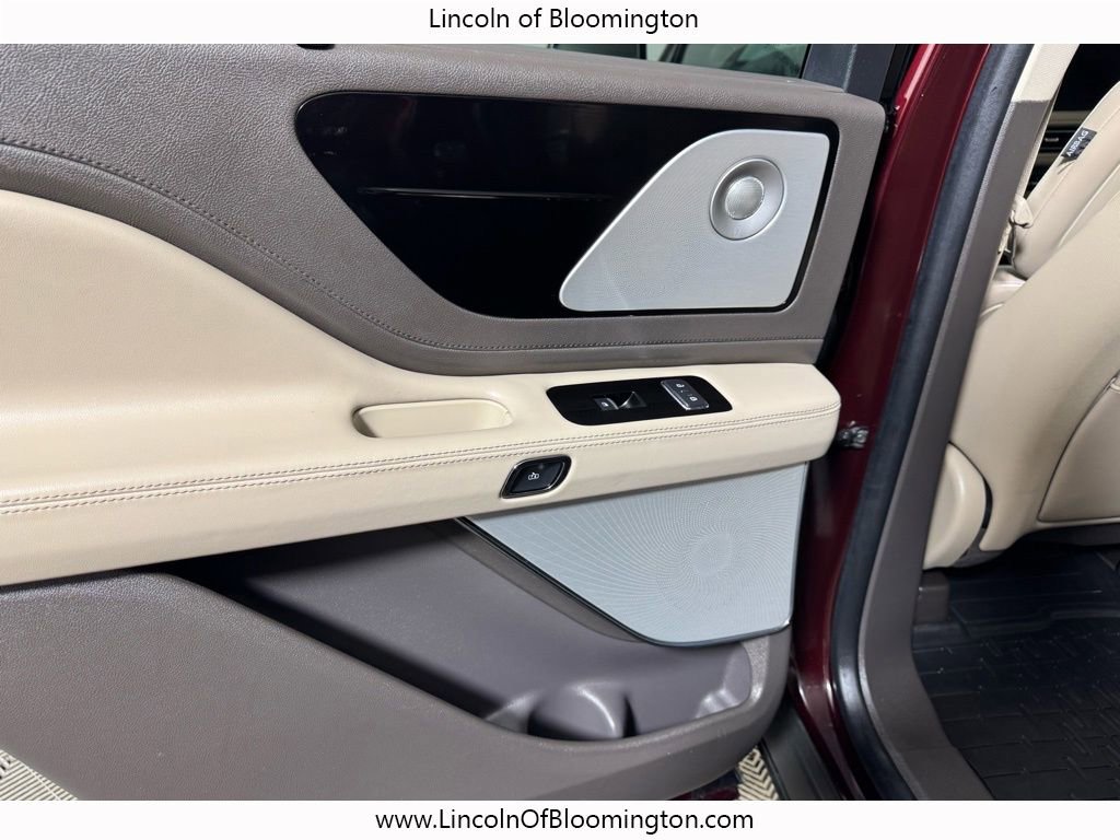 Used 2021 Lincoln Aviator Reserve w/ Equipment Group 202A image 49