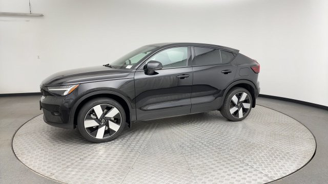 Used 2023 Volvo C40 P8 Recharge Plus w/ Climate Package AWD/4WD image 6