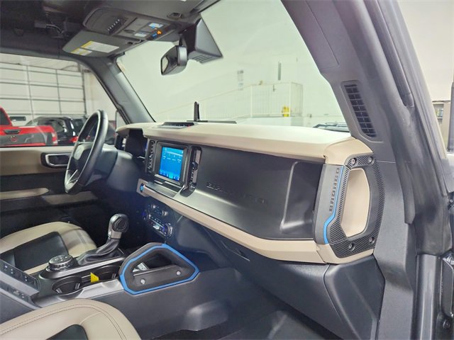 Used 2023 Ford Bronco Wildtrak image 38