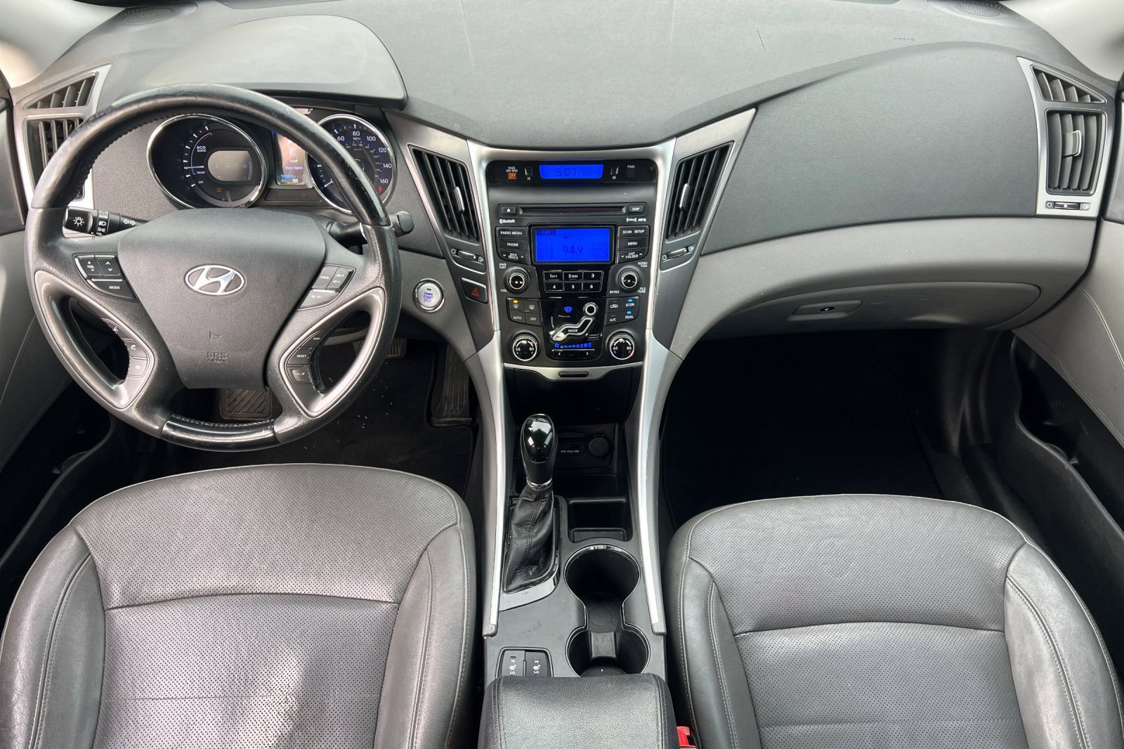 Used 2012 Hyundai Sonata Hybrid w/ Leather Pkg image 10