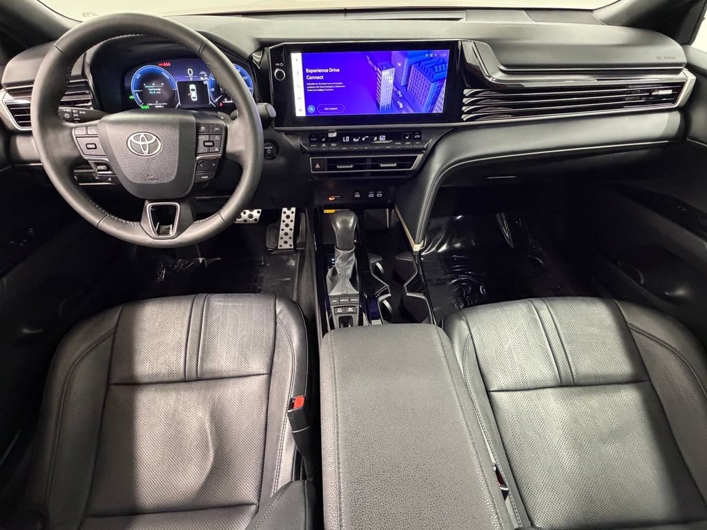 Used 2025 Toyota Camry XSE FWD image 37