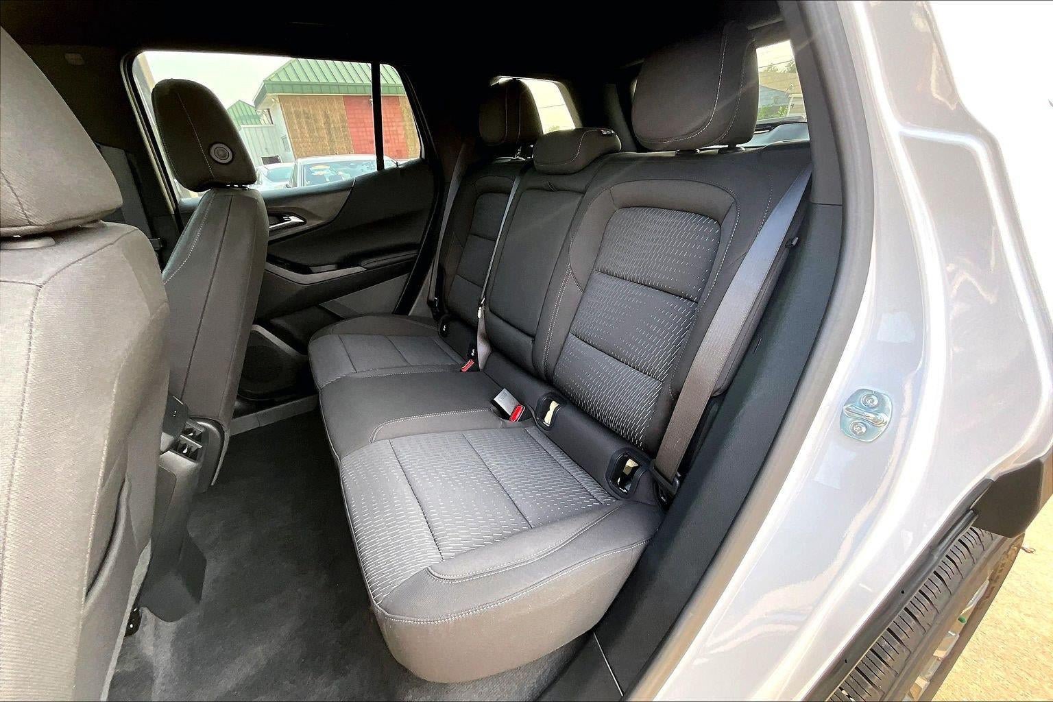Used 2026 Chevrolet Equinox LT FWD image 20