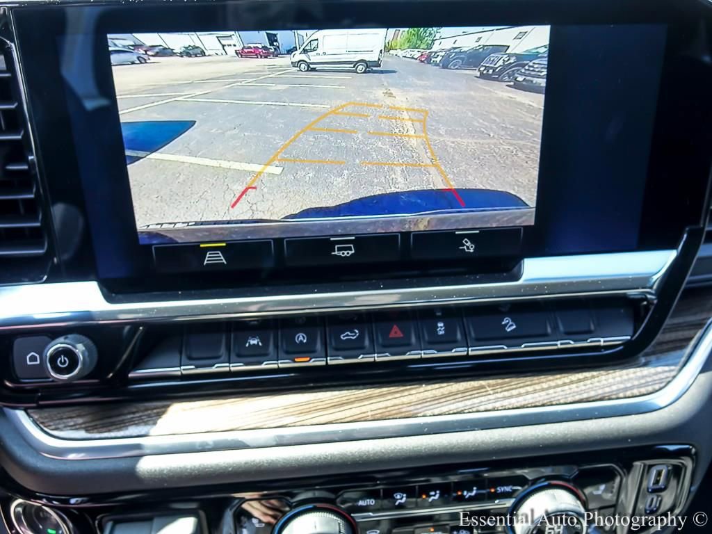 Used 2024 Chevrolet Silverado 1500 LT AWD/4WD image 17