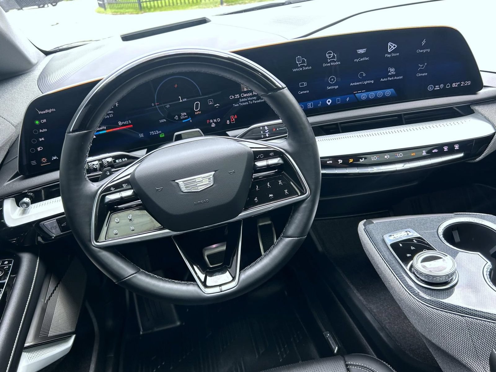 Used 2026 Cadillac Optiq Sport 2 w/ LPO, Floor Liner Package AWD/4WD image 16
