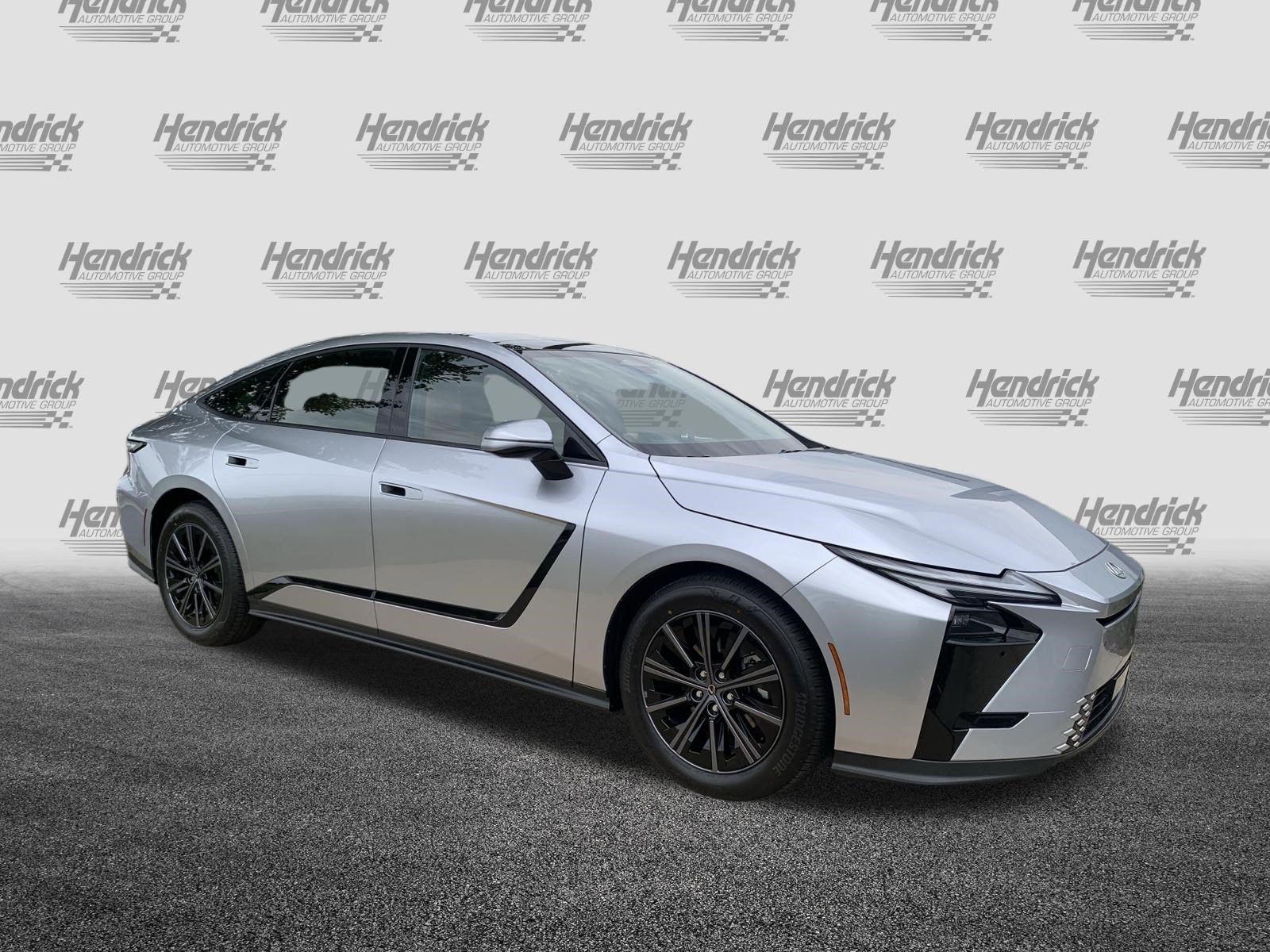 Used 2026 Lexus ES 350h w/ Convenience Package FWD image 2
