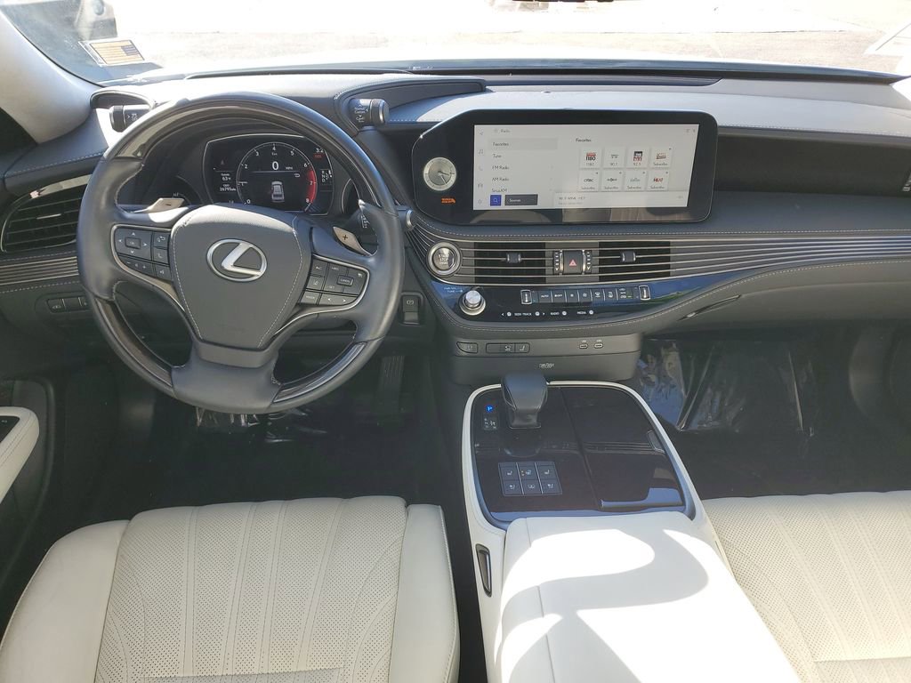Used 2023 Lexus LS 500 Core w/ Interior Upgrade Package image 17