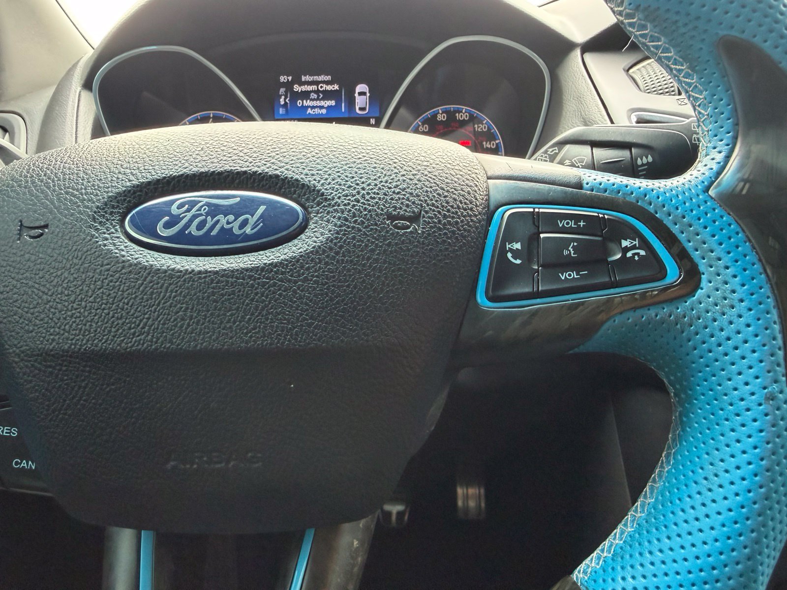 Used 2017 Ford Focus RS AWD/4WD image 16