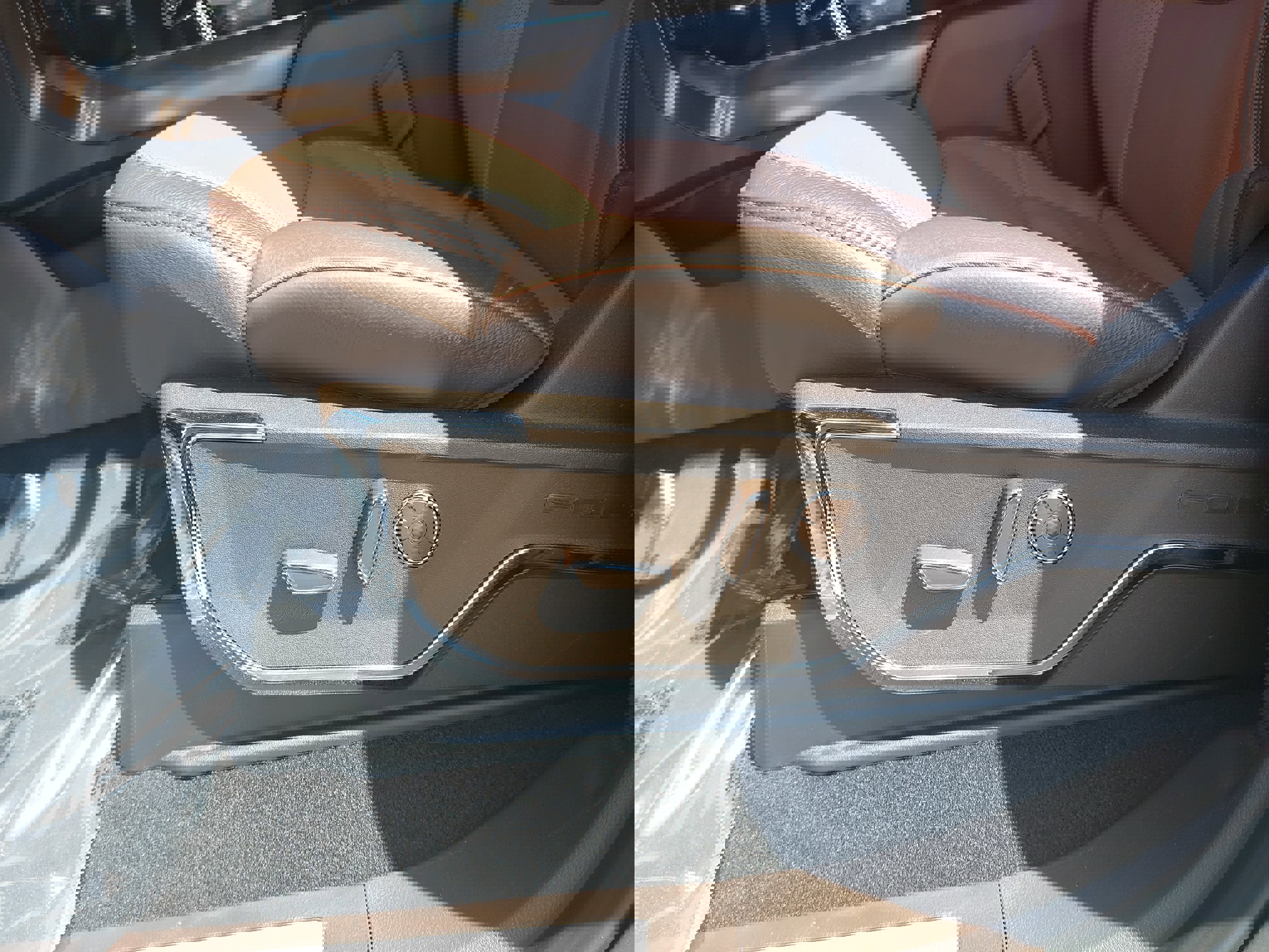 Used 2024 Ford F150 King Ranch w/ FX4 Off-Road Package image 31