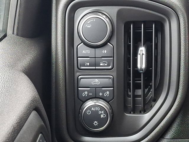 Certified 2021 Chevrolet Silverado 1500 Custom image 25