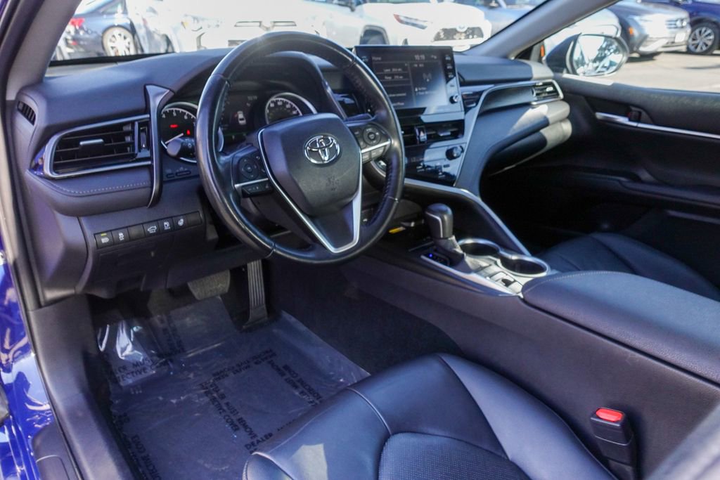 Used 2023 Toyota Camry XLE image 11