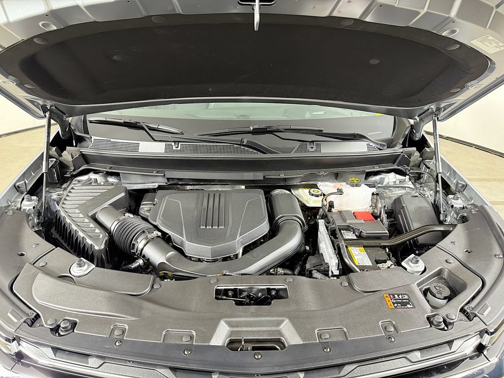 New 2026 Chevrolet Traverse LT w/ LPO, Floor Liner Package AWD/4WD image 26