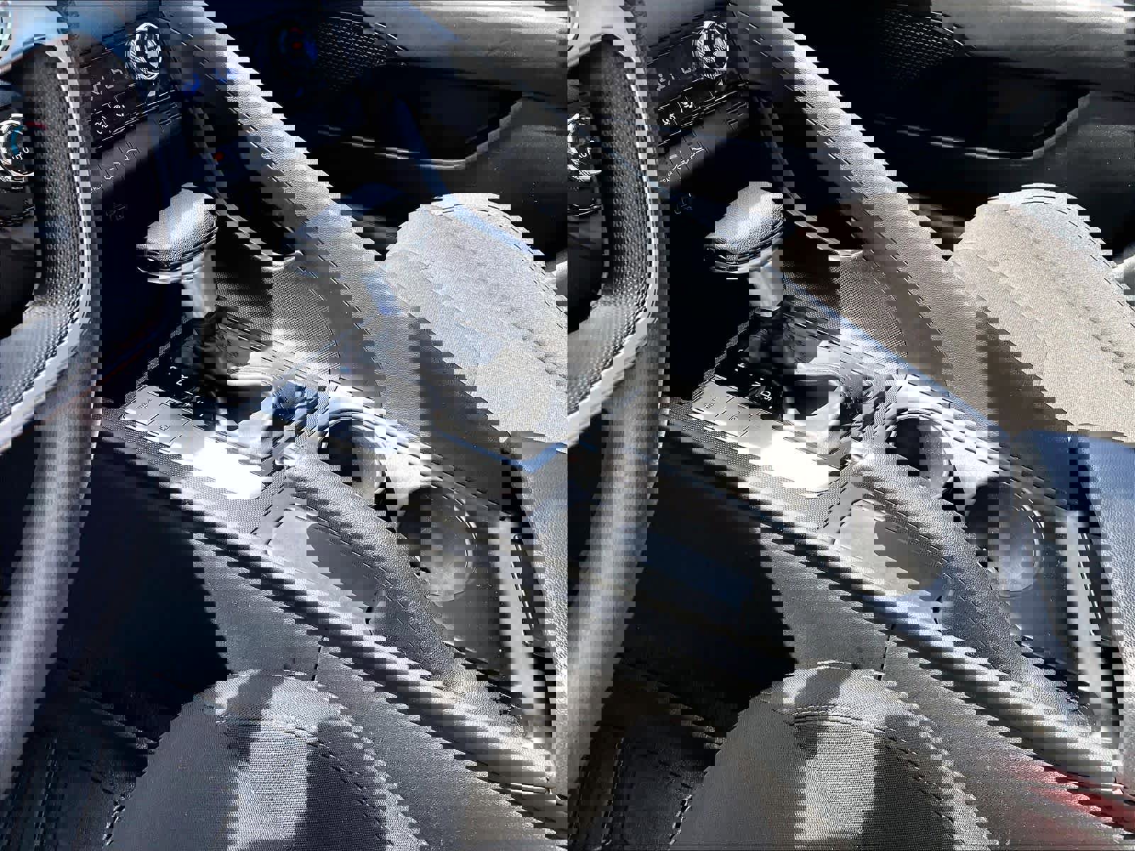 Used 2023 Hyundai Elantra SEL image 20