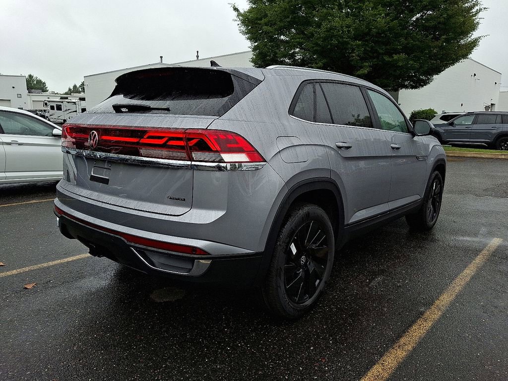New 2026 Volkswagen Atlas Cross Sport SE image 4