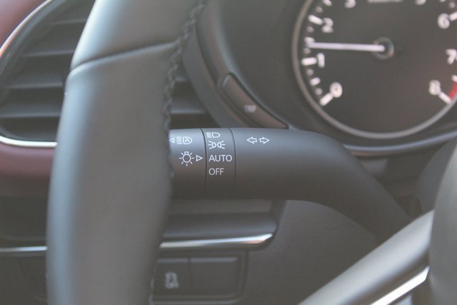 New 2026 MAZDA MAZDA3 Hatchback w/Premium Plus Pkg image 16