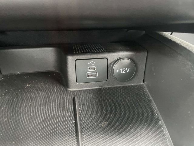 Certified 2025 Ford Escape ST-Line AWD/4WD image 24