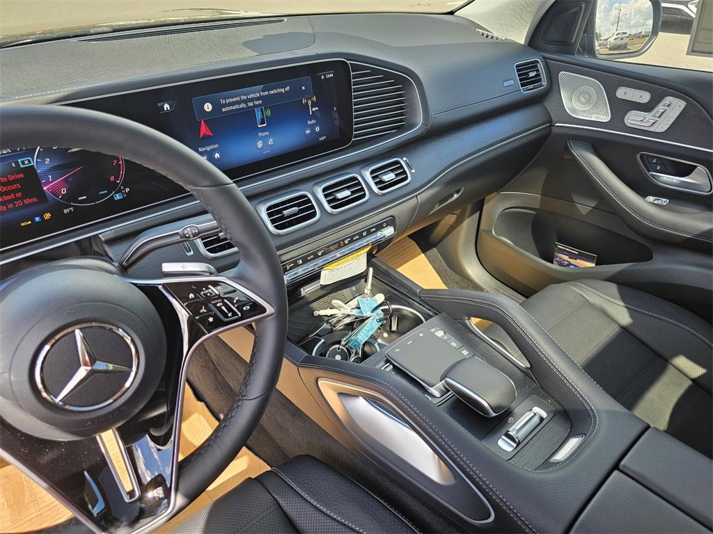 New 2026 Mercedes-Benz GLS 450 4MATIC image 22