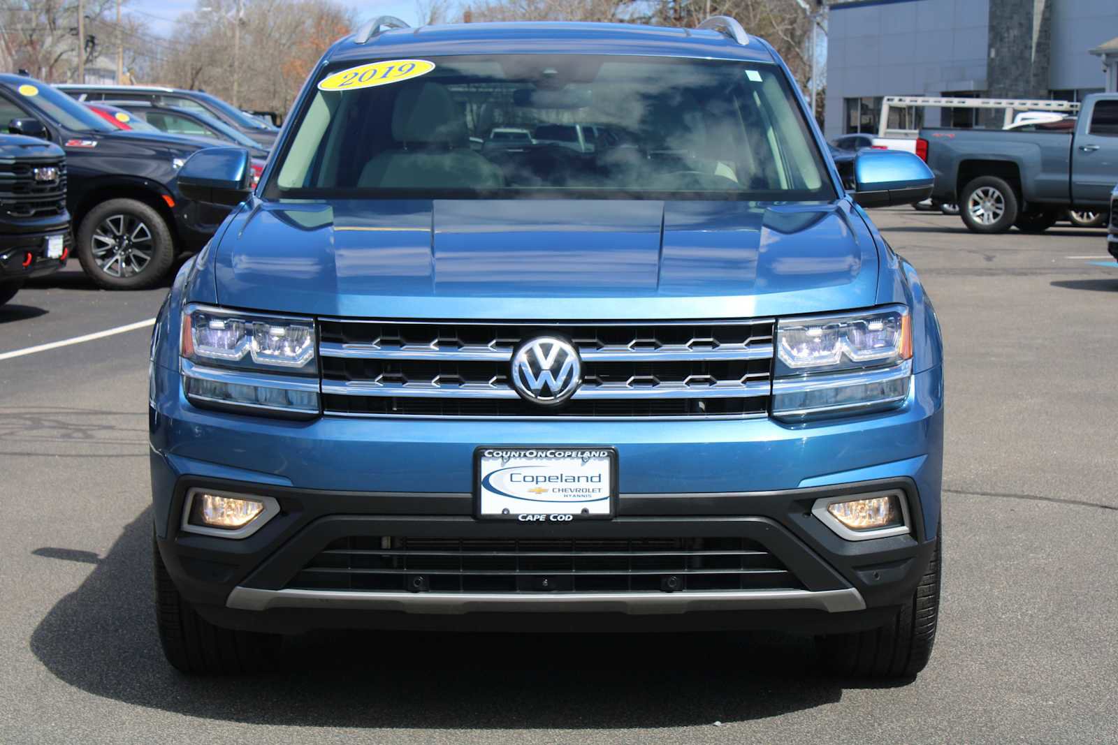Used 2019 Volkswagen Atlas SEL Premium image 2