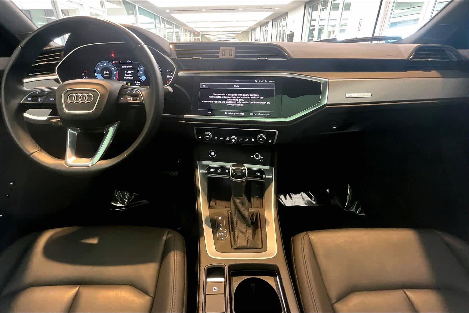 Used 2024 Audi Q3 2.0T Premium w/ Convenience Package AWD/4WD image 16