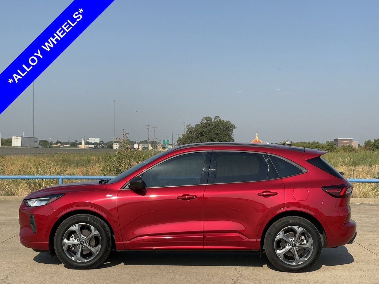 Certified 2024 Ford Escape ST-Line w/ Tech Pack #1 FWD image 3