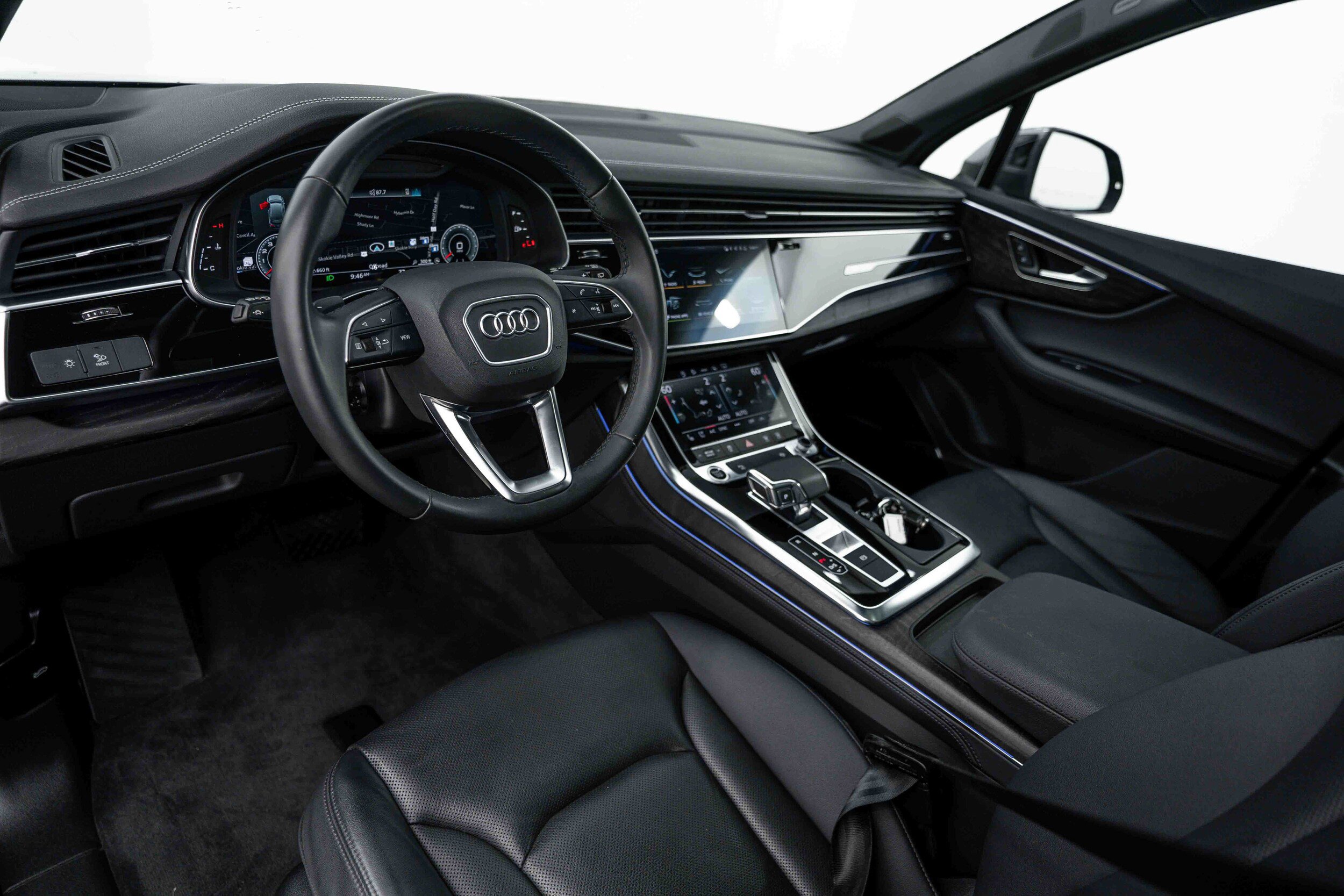 Used 2023 Audi Q7 2.0T Premium Plus w/ Premium Plus Package AWD/4WD image 11