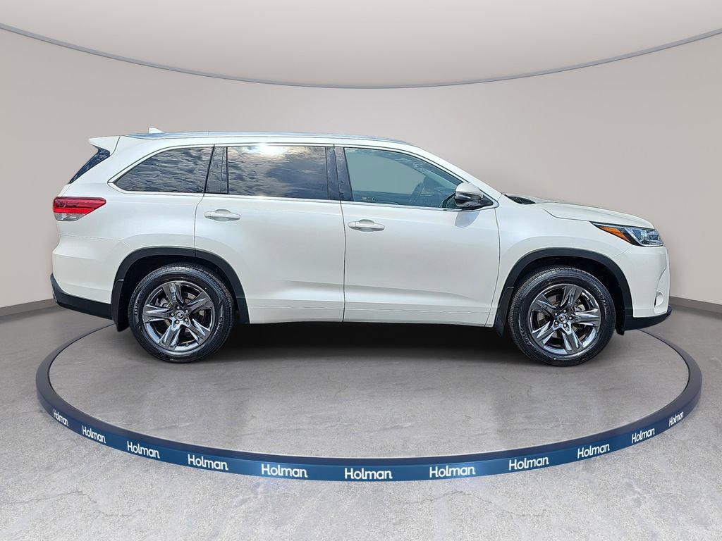 Used 2018 Toyota Highlander Limited Platinum AWD/4WD image 5