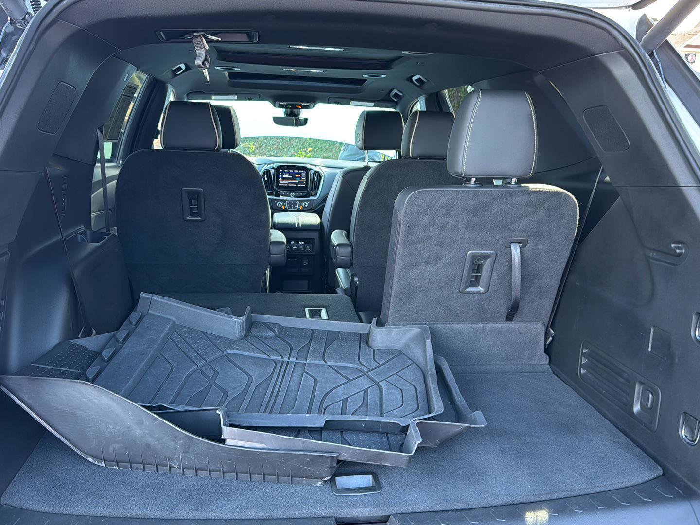 Certified 2022 Chevrolet Traverse Premier w/ Redline Edition image 31