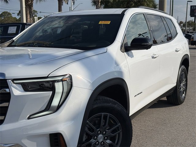 Used 2025 GMC Acadia Elevation image 6