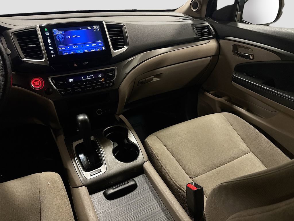 Used 2016 Honda Pilot EX image 25