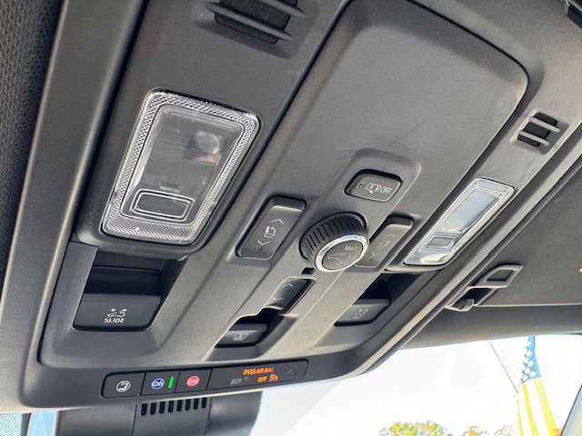 Used 2025 Chevrolet Tahoe Premier image 24