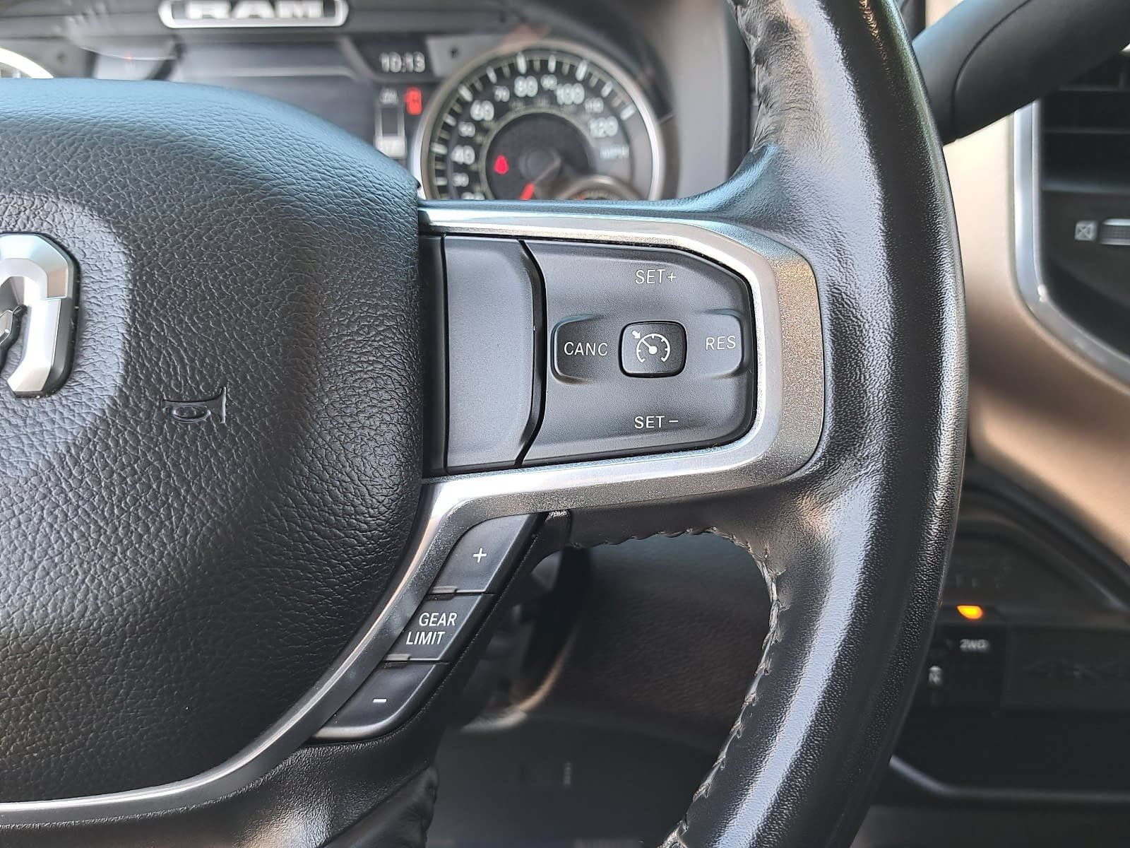 Used 2023 RAM 2500 Laramie AWD/4WD image 20