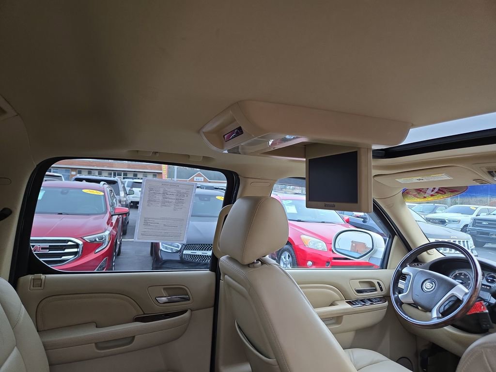 Used 2013 Cadillac Escalade EXT Premium image 27