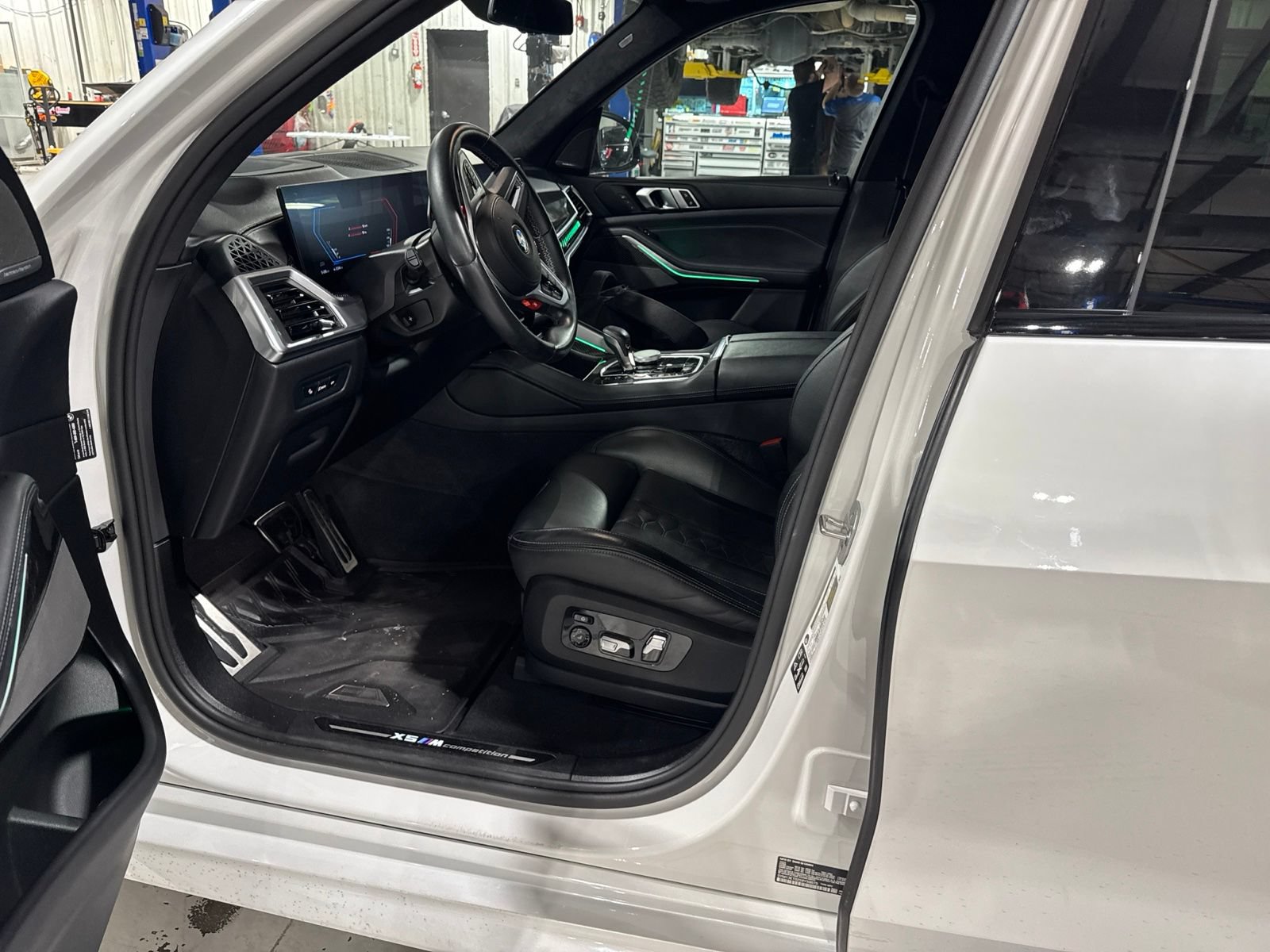 Used 2025 BMW X5 M Competition AWD/4WD image 13